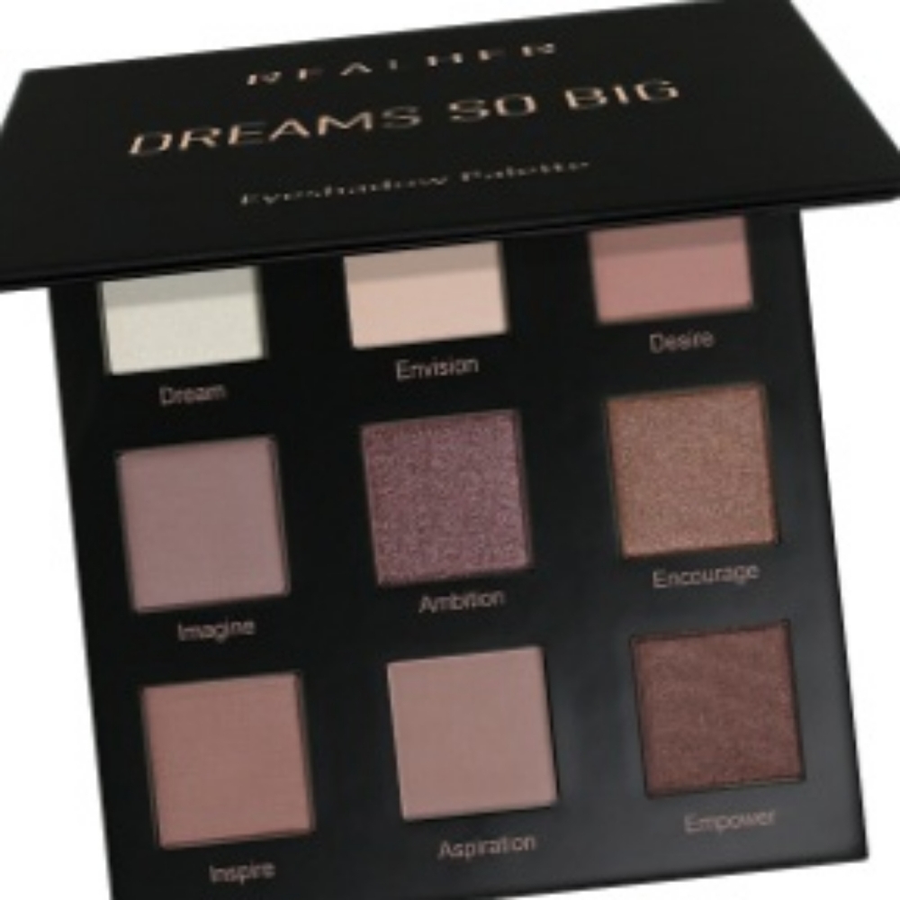💜Realher "Dreams so Big!" Cool toned neutral Eyeshadow Palette!